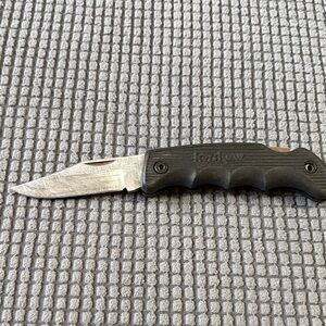 Kershaw Compact Black Folding Pocket Knife with Textured Grip